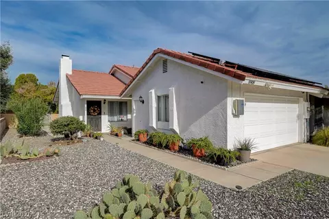 8908 Torcello Dr, Las Vegas, NV 89117
