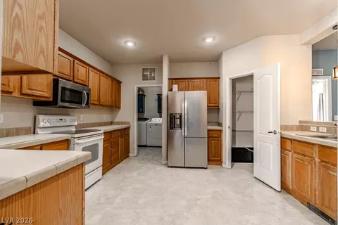 159 W Winston Ln, Indian Springs, NV 89018