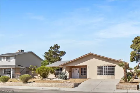 800 Vincent Way, Las Vegas, NV 89145