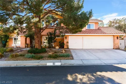 911 Nawkee Dr, North Las Vegas, NV 89031