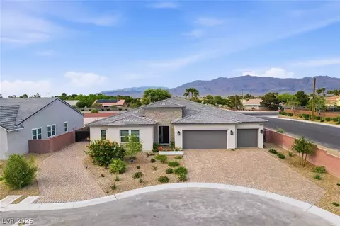 5702 Kings Bluff Ave, Las Vegas, NV 89131
