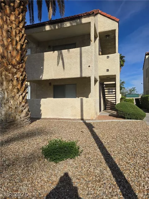 5060 Newport Cove Dr #B, Las Vegas, NV 89119