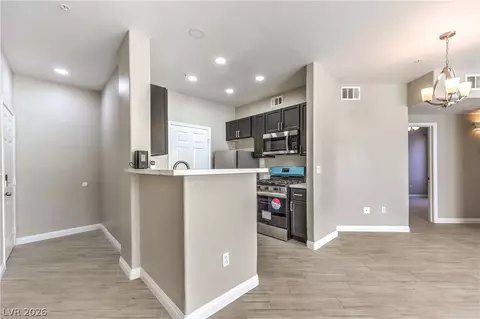 7147 S Durango Dr #105, Las Vegas, NV 89113
