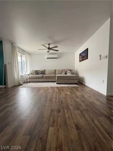 Living - 945 Murry St, Ely, NV 89301 photo 3 of 5