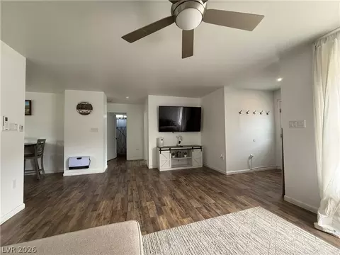 Living - 945 Murry St, Ely, NV 89301 photo 4 of 5