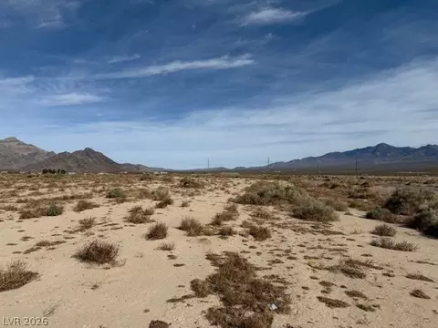 6081 N Cosmic Pl, Pahrump, NV 89060