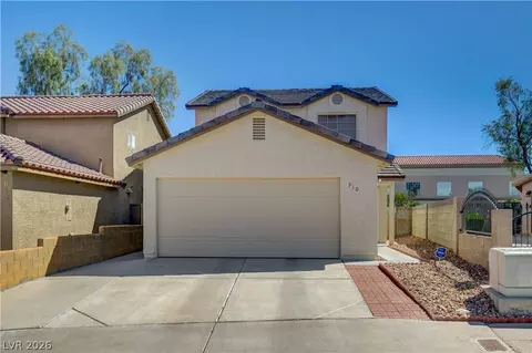 910 Wilson Cliffs Rd, Las Vegas, NV 89128