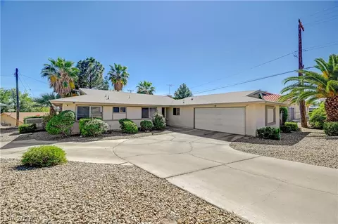 215 Wyoming St, Boulder City, NV 89005