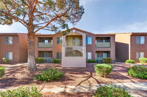 2111 Sealion Dr #106, Las Vegas, NV 89128