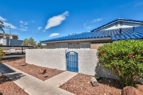 2136 Bavington Dr #C, Las Vegas, NV 89108