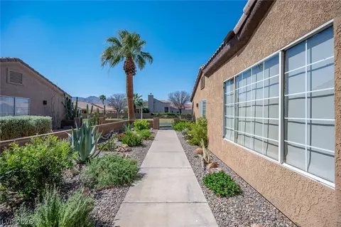 Exterior - 1205 Golf Club Dr, Laughlin, NV 89029 photo 5 of 22