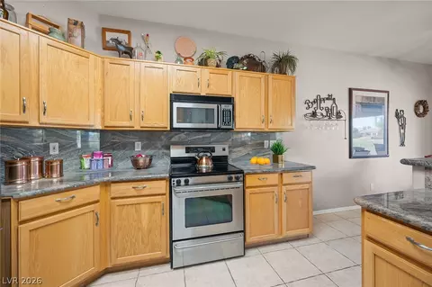 Kitchen - 1205 Golf Club Dr, Laughlin, NV 89029 photo 6 of 6