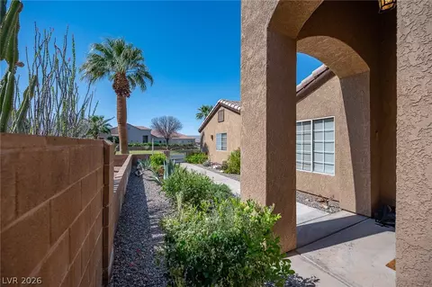 Exterior - 1205 Golf Club Dr, Laughlin, NV 89029 photo 20 of 22