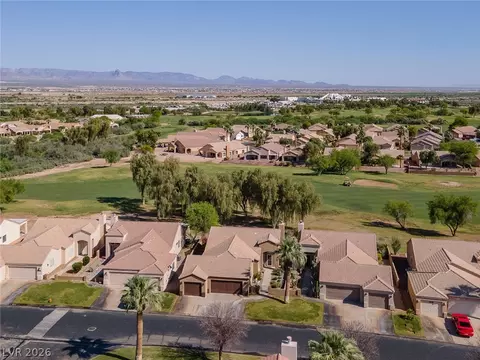 View/Area - 1205 Golf Club Dr, Laughlin, NV 89029 photo 3 of 8
