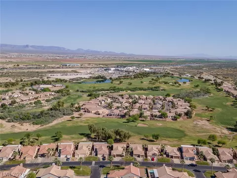 View/Area - 1205 Golf Club Dr, Laughlin, NV 89029 photo 5 of 8