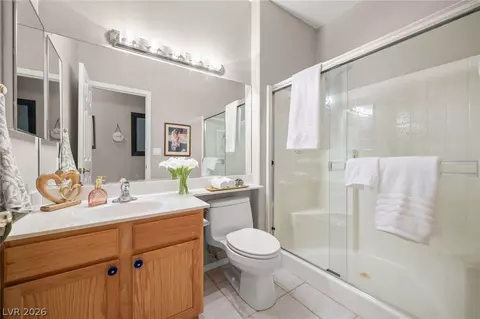 Bath - 1205 Golf Club Dr, Laughlin, NV 89029 photo 5 of 5