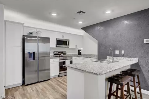 2650 Wimbledon White Ct, North Las Vegas, NV 89086