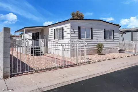 3341 Death Valley Dr, Las Vegas, NV 89122