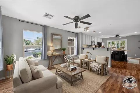 1176 Paradise Desert Ave, Henderson, NV 89002