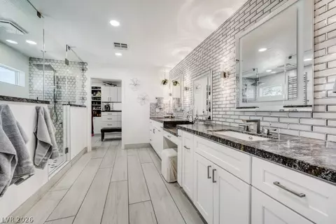 9210 Camden Heights Ct, Las Vegas, NV 89123