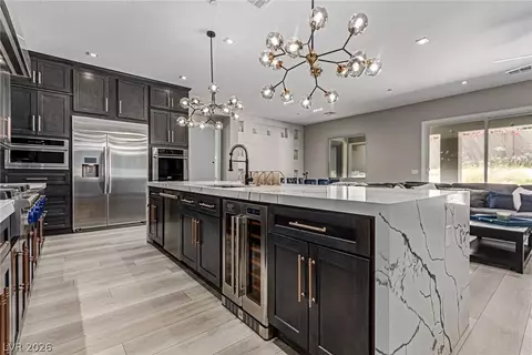 2669 Pioneer Estates Ct, Las Vegas, NV 89117
