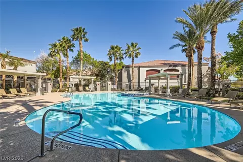 950 Seven Hills Dr #424, Henderson, NV 89052