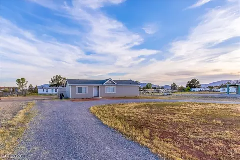 3171 W Prospector Ln, Pahrump, NV 89048