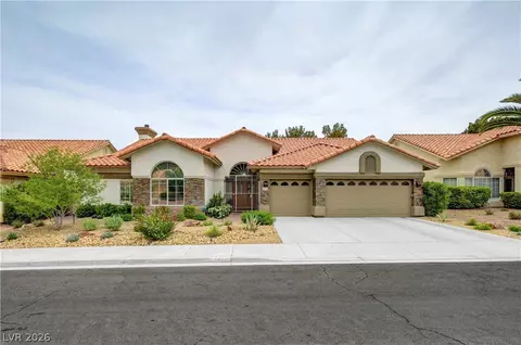 1432 Castle Crest Dr, Las Vegas, NV 89117