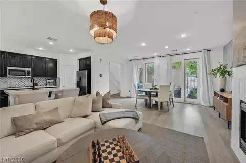 11512 Belmont Lake Dr #103, Las Vegas, NV 89135