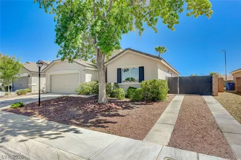 7494 Peaceful Brook St, Las Vegas, NV 89131