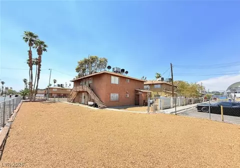 536 North Cir, Las Vegas, NV 89119