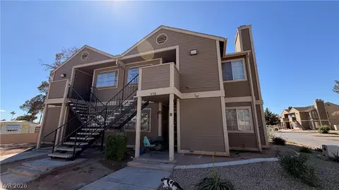 2754 Aarondavid Dr, Las Vegas, NV 89121