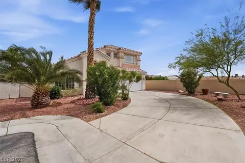 4620 Barnes Ct, Las Vegas, NV 89147