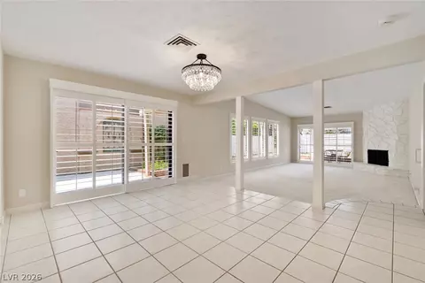 2312 Plaza Del Prado, Las Vegas, NV 89102