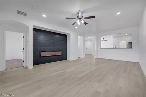 8948 Sandy Isle Ct, Las Vegas, NV 89131