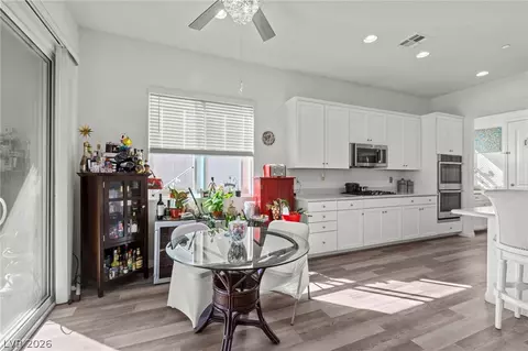 Kitchen - 335 Silva Pl, Henderson, NV 89011 photo 2 of 5