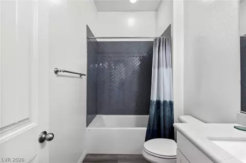 Bath - 335 Silva Pl, Henderson, NV 89011 photo 2 of 3