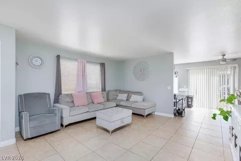 8009 Draco Cir #101, Las Vegas, NV 89128