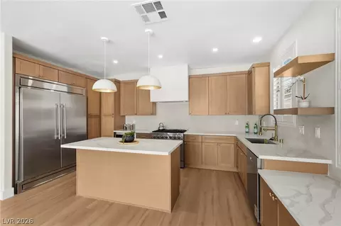 1762 Clearwater Canyon Dr, Henderson, NV 89012