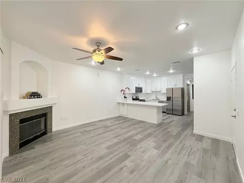 5415 W Harmon Ave #1006, Las Vegas, NV 89103