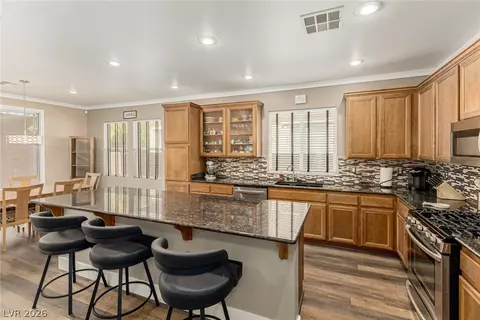 5423 Canopy Oak Dr, Las Vegas, NV 89135