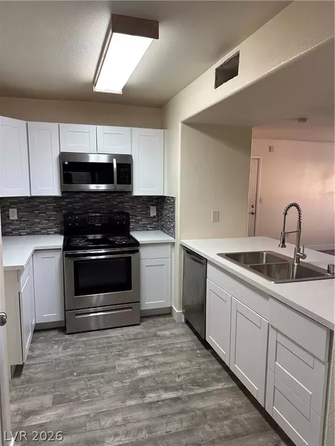 2300 E Silverado Ranch Blvd #1133, Las Vegas, NV 89183