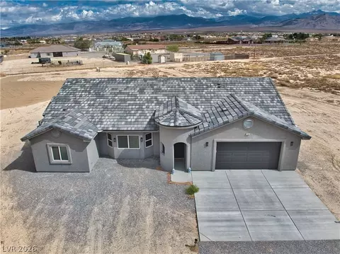 2200 E Deerskin St, Pahrump, NV 89048