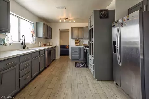 1100 Freeman Ave, Las Vegas, NV 89106