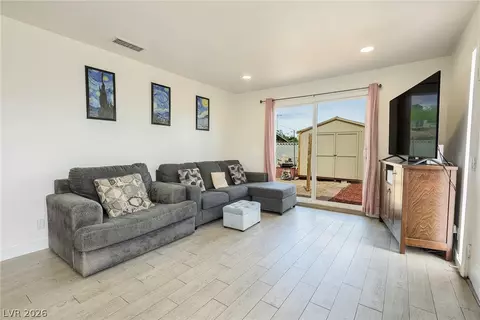 1100 Freeman Ave, Las Vegas, NV 89106
