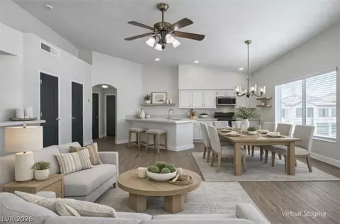 4821 Black Bear Rd #202, Las Vegas, NV 89149
