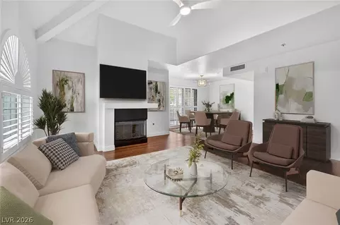 2605 S Durango Dr #102, Las Vegas, NV 89117