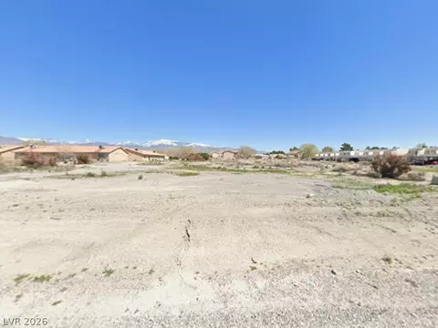 1081 S Nail Creek Ct, Pahrump, NV 89048