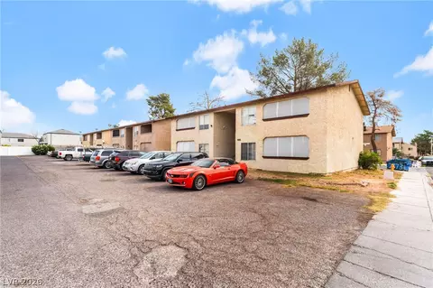 2773 Sidewinder Ln, Las Vegas, NV 89121