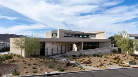 21 Rockstream Dr, Henderson, NV 89012